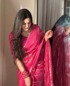 Actress Neyha Thakur HD Photos and Wallpapers December 2025
