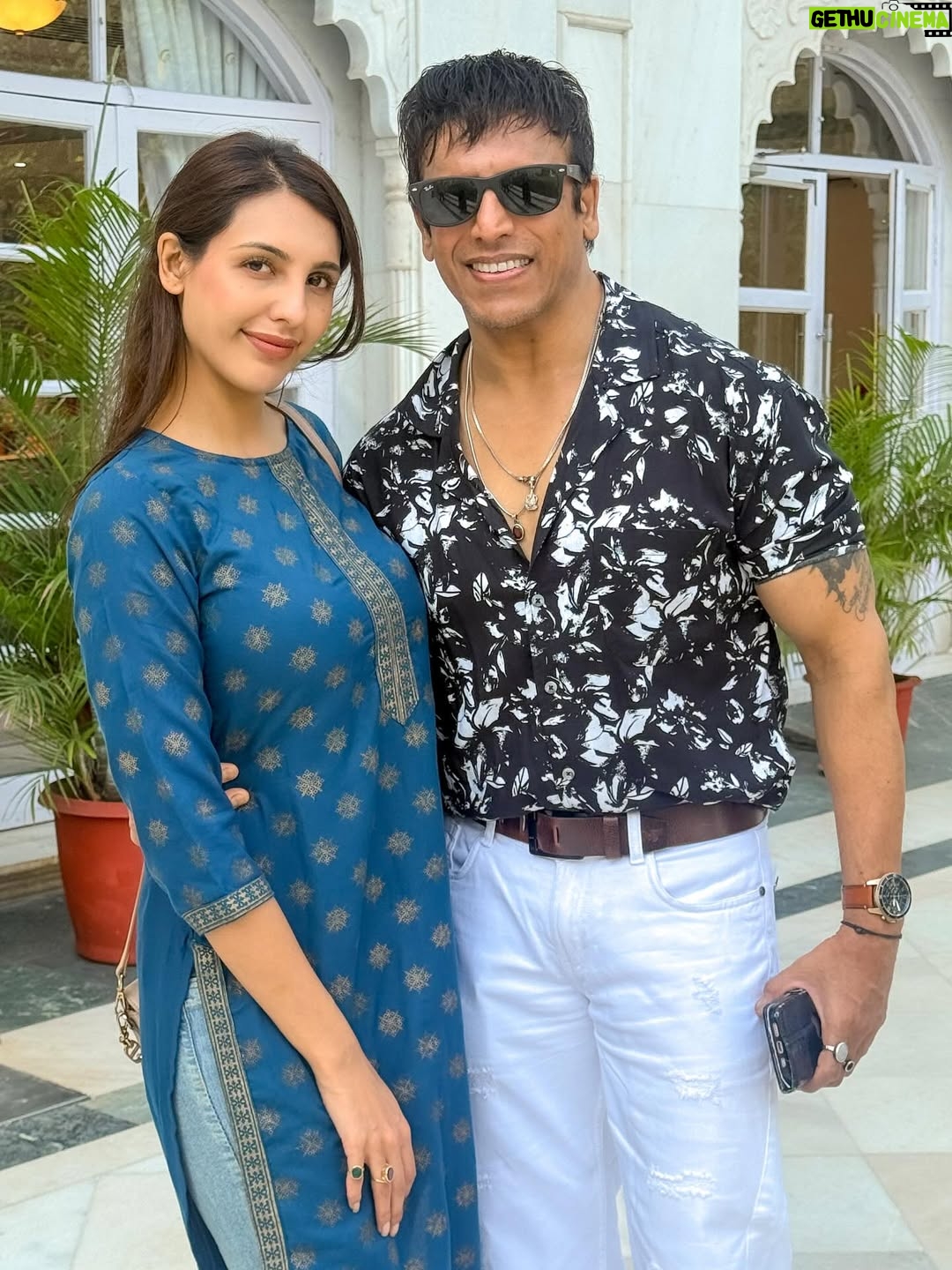 Nibeditaa Paal - 18K Likes - Grateful for these humans always 🌷🥰 
.
.
#family #instagood #mood #gratitude #happiness