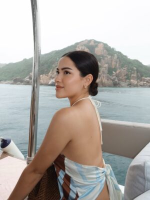 Nicole Parham Instagram - a little late, but here are bits from my last trip🍃