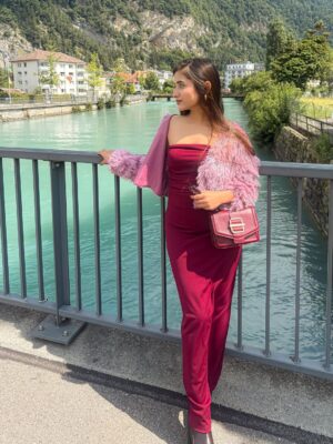 Nidhy Tiwari Instagram - Turning bridges into runways š„āØ