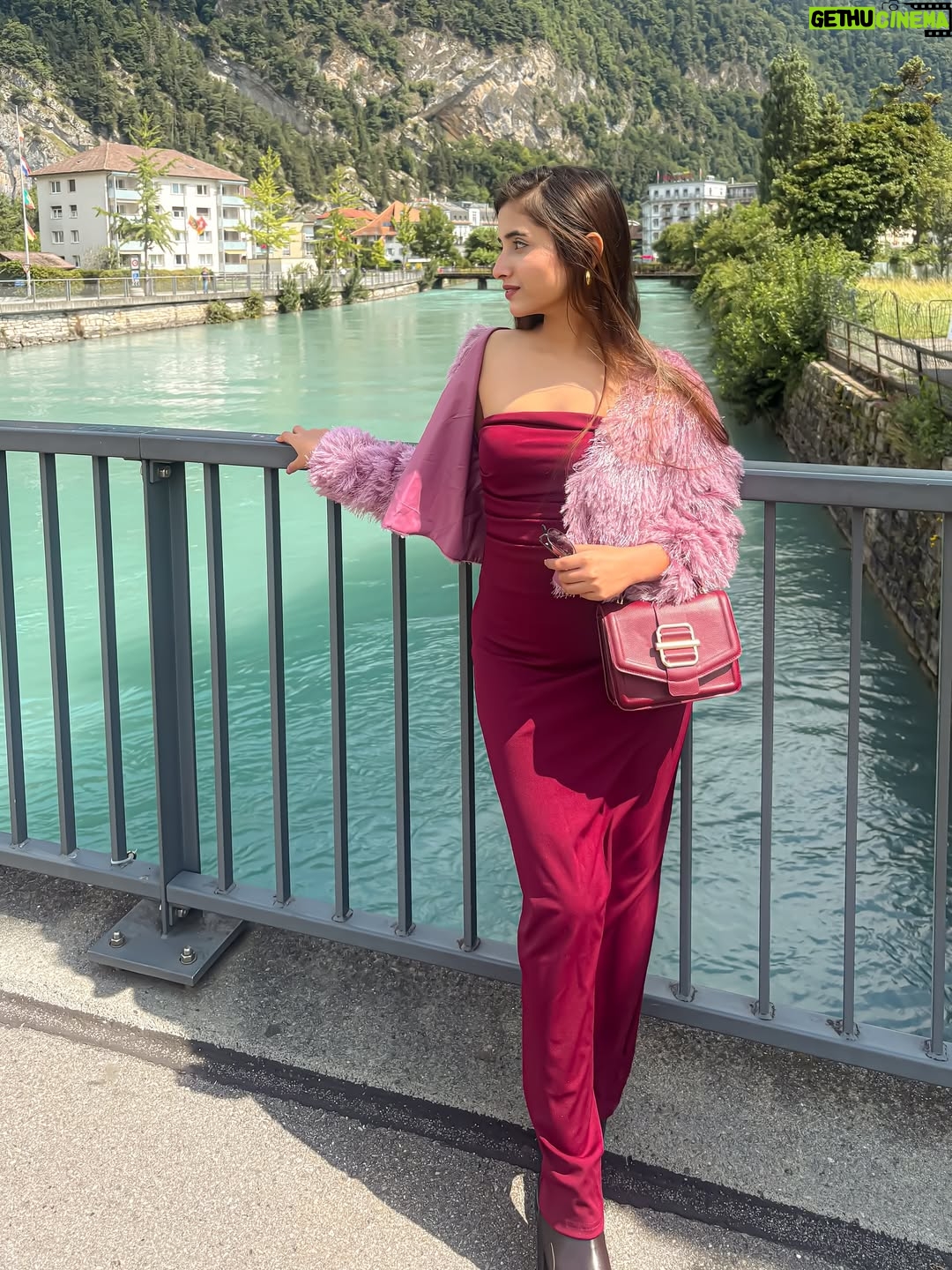Nidhy Tiwari - 1.1K Likes - Turning bridges into runways 🥀✨