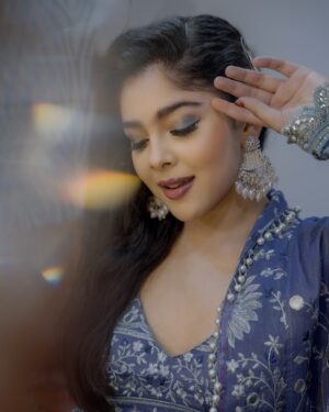 Niharika Chouksey Instagram - 🩵🩵

#niharikachouksey #swipe #zrm #tummsetummtak #actress