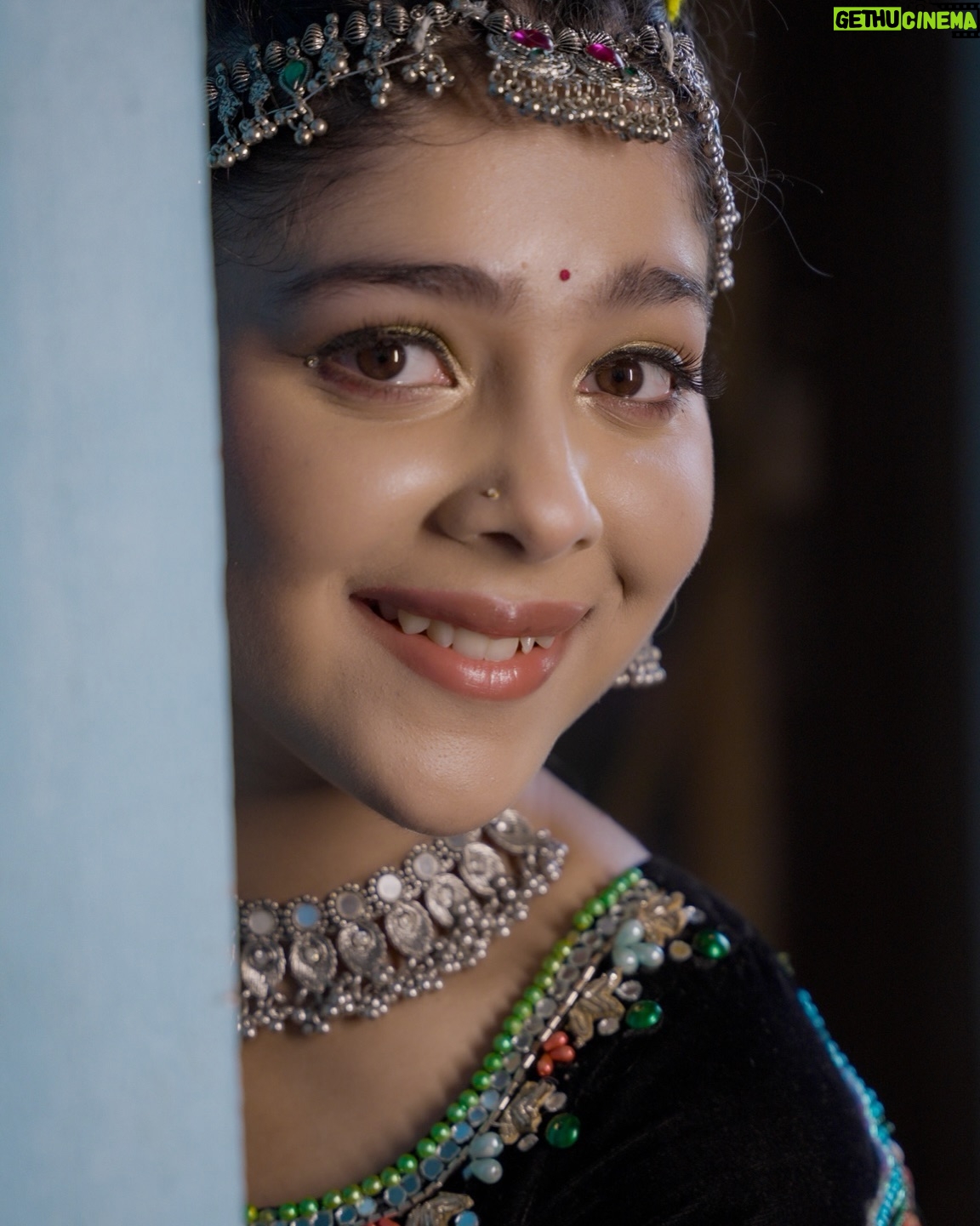 Niharika Chouksey - 109.3K Likes - 🤫👀

📸 @portraitdeewana 
Makeup @vikramrai1216 
Hair @dhanshree.5.10 

#niharikachouksey #swipe #actress #tummsetummtak #tumsetumtak