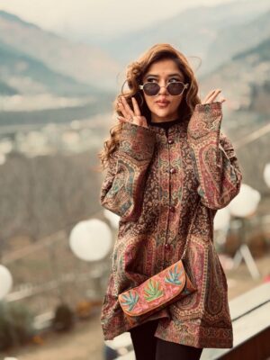 Niharika Malik Instagram - Manali things🩵
#travel #travelphotography #mountains #explore #explorepageًًً #outfits