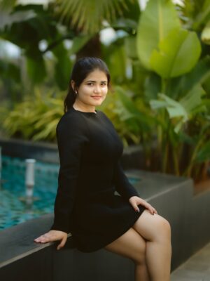 Niharika Mishra Instagram - Why fit in when you’re custom made?
Behind the lens📸🤍 @_sb_photographyy