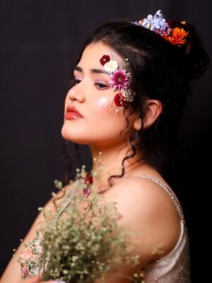Niharika Mishra Instagram - The blooming is delayed, not denied🌷
.
.
💄Makeup Nails & Styling @makeover_storiesss
📸Behind the lens @sonu_photography_hyderabad