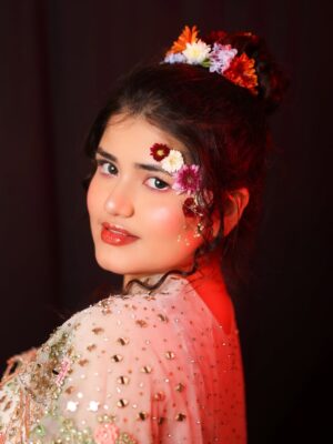 Niharika Mishra Instagram - The blooming is delayed, not denied🌷
.
.
💄Makeup Nails & Styling @makeover_storiesss
📸Behind the lens @sonu_photography_hyderabad