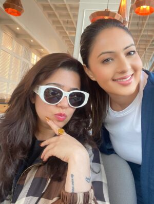 Nikesha Patel Instagram - Lunch time ! #dubai #realfriends #realhearts @charmmekaur @trishakrishnan
