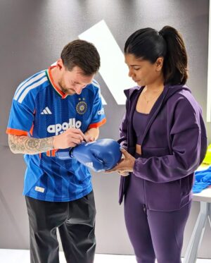 Nikhat Zareen Instagram - A memory I’ll tell forever… a moment shared with the GOAT.🐐❤️
Truly grateful to @adidasindia for making this happen.