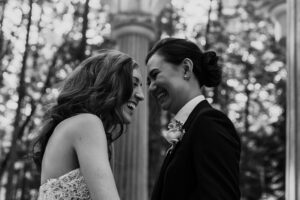 Niki Ang Instagram - Happy EIGHT years of marriage to my lover my life, my shorty my wife. Your kisses make my heart sing 😘 here’s to 80 more. 

As always, happy birthday Beyonce.