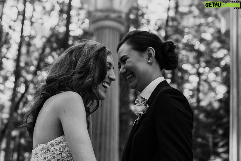 Niki Ang - 8.3K Likes - Happy EIGHT years of marriage to my lover my life, my shorty my wife. Your kisses make my heart sing 😘 here’s to 80 more. 

As always, happy birthday Beyonce.