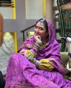 Actress Niki Mozaffari HD Photos and Wallpapers September 2025