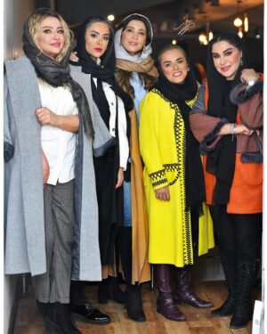 Niki Mozaffari Instagram - 🎭
بعد از اجرای نمایش « گناه مشترک »