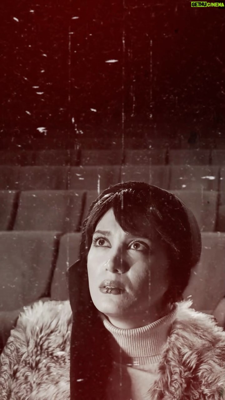 Niki Mozaffari - 9.8K Likes - 🎥
من امشب یه جایی دعوتم که تو دربون در اونجام نیستی…
.
فیلم سینمایی «کوچه‌ ژاپنی‌ها» به کارگردانی امیرحسین ثقفی و تهیه‌ کنندگی علی‌ا کبر ثقفی و مجری طرح کورش کبیری از چهارشنبه ۲۳ خرداد در سراسر سینما های کشور به روی پرده می‌رود.
.
مجید مظفری، رضا یزدانی، شیدا یوسفی، پیام احمدی‌نیا، سیدمسعود حسینی، محمود نظرعلیان، یزدان فتوحی، تینو صالحی، نفس بازغی، سعید کریمی،علی فتحعلی با هنرمندی شقایق فراهانی، علی اوجی، نیکی مظفری و فرهاد قائمیان هستند.
.
موشن :کورش کبیری