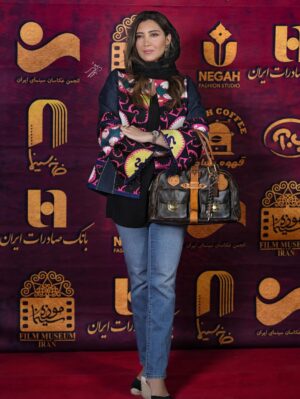 Niki Mozaffari Instagram - نهمین جشن عکاسان سینمای ایران ✨