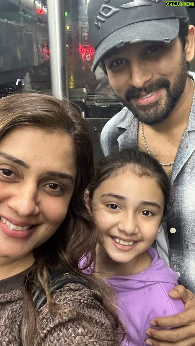 Nikita Thukral - 37.9K Likes - My little one shinning next to the stylish star .A moment she will remember forever with the sweetest @alluarjunonline thank u stylish Star for the magic ‘ her excitement was priceless. #alluarjunonline #stylishstaralluarjun #fanmoment #prickessmoments #celebritymoments #littlestar #memorymade #nikitathukral #actressdaughter #jasmyrranikitamago @jasmyrra_nikitamago @jasmyrra_nikitamago