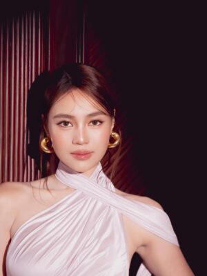 Ninh Duong Lan Ngoc Instagram - Nhiều điều đẹp lung linh mak Ngọc đã được trải qua cùng @lsoul.officiel
#LSOUL #LSOULRiviere #Riviere #LSOULParty 😍