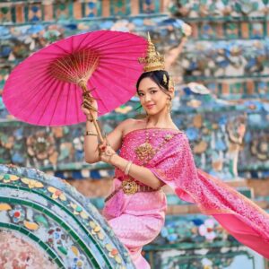 Nirisha Basnett Instagram - Awakening my inner #goddess & divine #feminine power at Wat Arun , #Bangkok Thailand 🇹🇭✨This is not AI. 
.
Glammed my @thaiglamstudio 
Shot by @alonelyzna