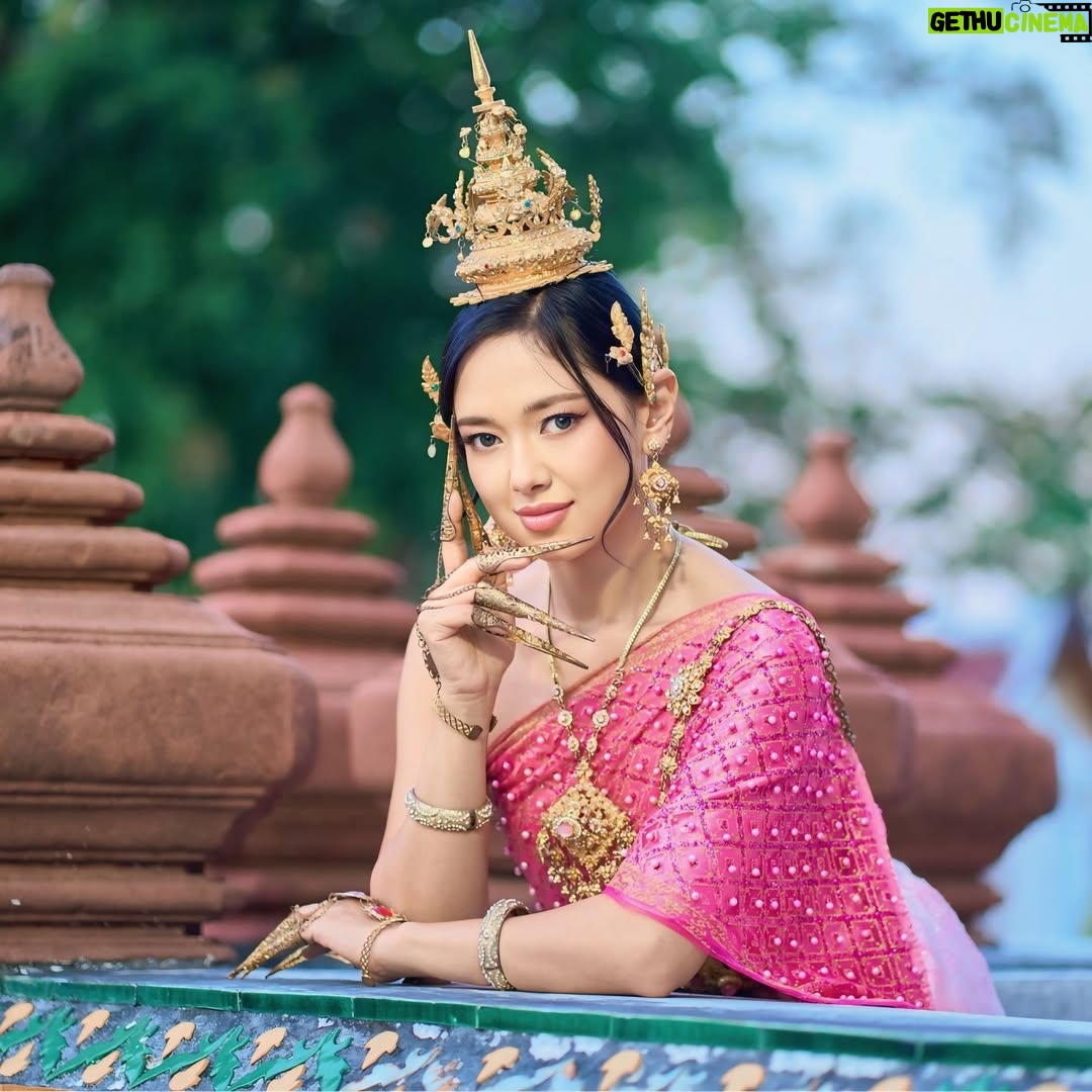 Nirisha Basnett - 1K Likes - Awakening my inner #goddess & divine #feminine power at Wat Arun , #Bangkok Thailand 🇹🇭✨This is not AI. 
.
Glammed my @thaiglamstudio 
Shot by @alonelyzna