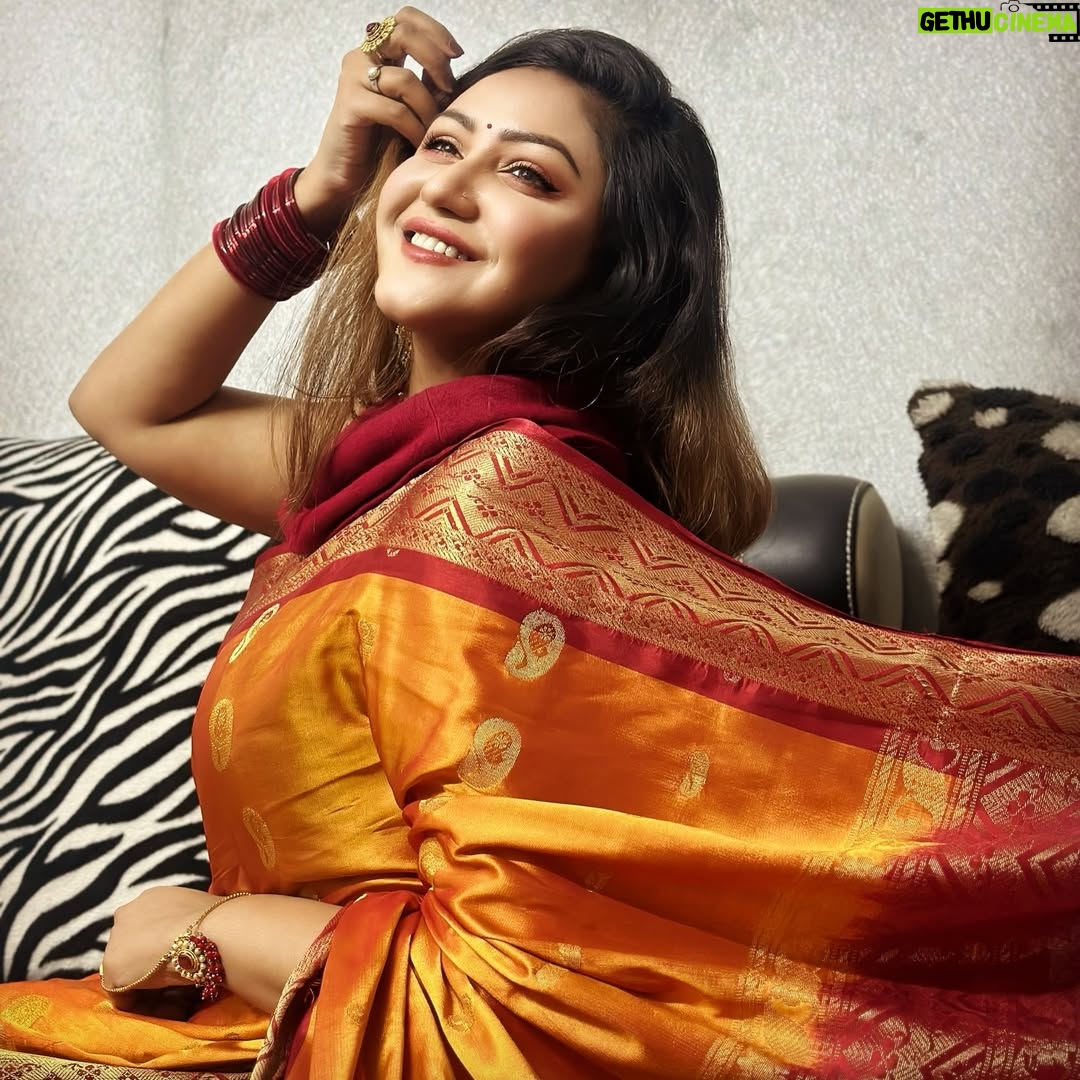 Nishat Priom - 1.4K Likes - ❤️💛 Take the time to enjoy the little things, for one day, you may look back and realize they were the big things.” 
— Robert Brault
#শাড়ি : আমার বড় আপুর শাড়ি ♥️🫰
#Nishat_Priom #selfloveisimportant