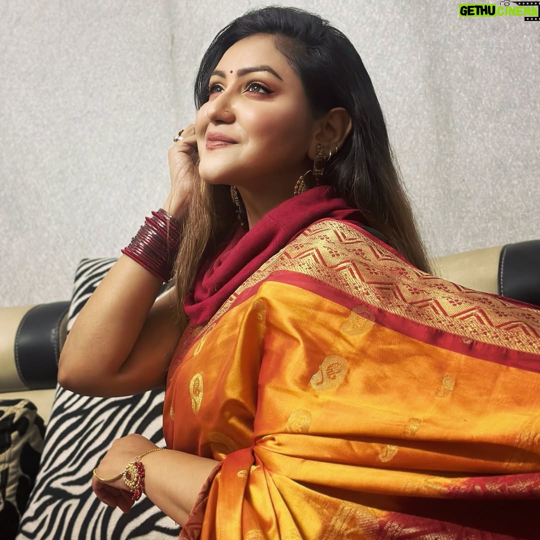 Nishat Priom - 1.4K Likes - ❤️💛 Take the time to enjoy the little things, for one day, you may look back and realize they were the big things.” 
— Robert Brault
#শাড়ি : আমার বড় আপুর শাড়ি ♥️🫰
#Nishat_Priom #selfloveisimportant