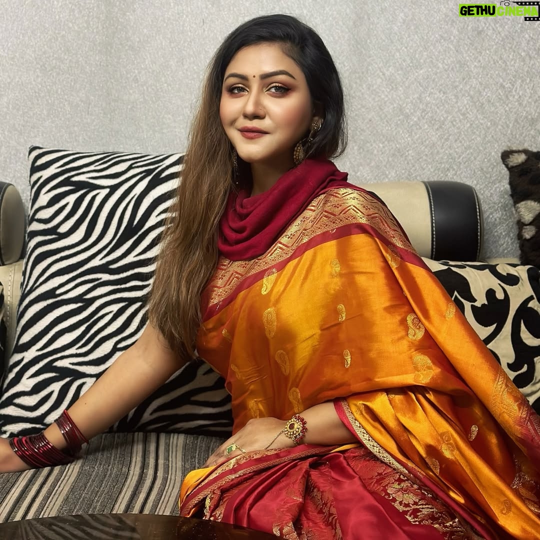 Nishat Priom - 1.4K Likes - ❤️💛 Take the time to enjoy the little things, for one day, you may look back and realize they were the big things.” 
— Robert Brault
#শাড়ি : আমার বড় আপুর শাড়ি ♥️🫰
#Nishat_Priom #selfloveisimportant