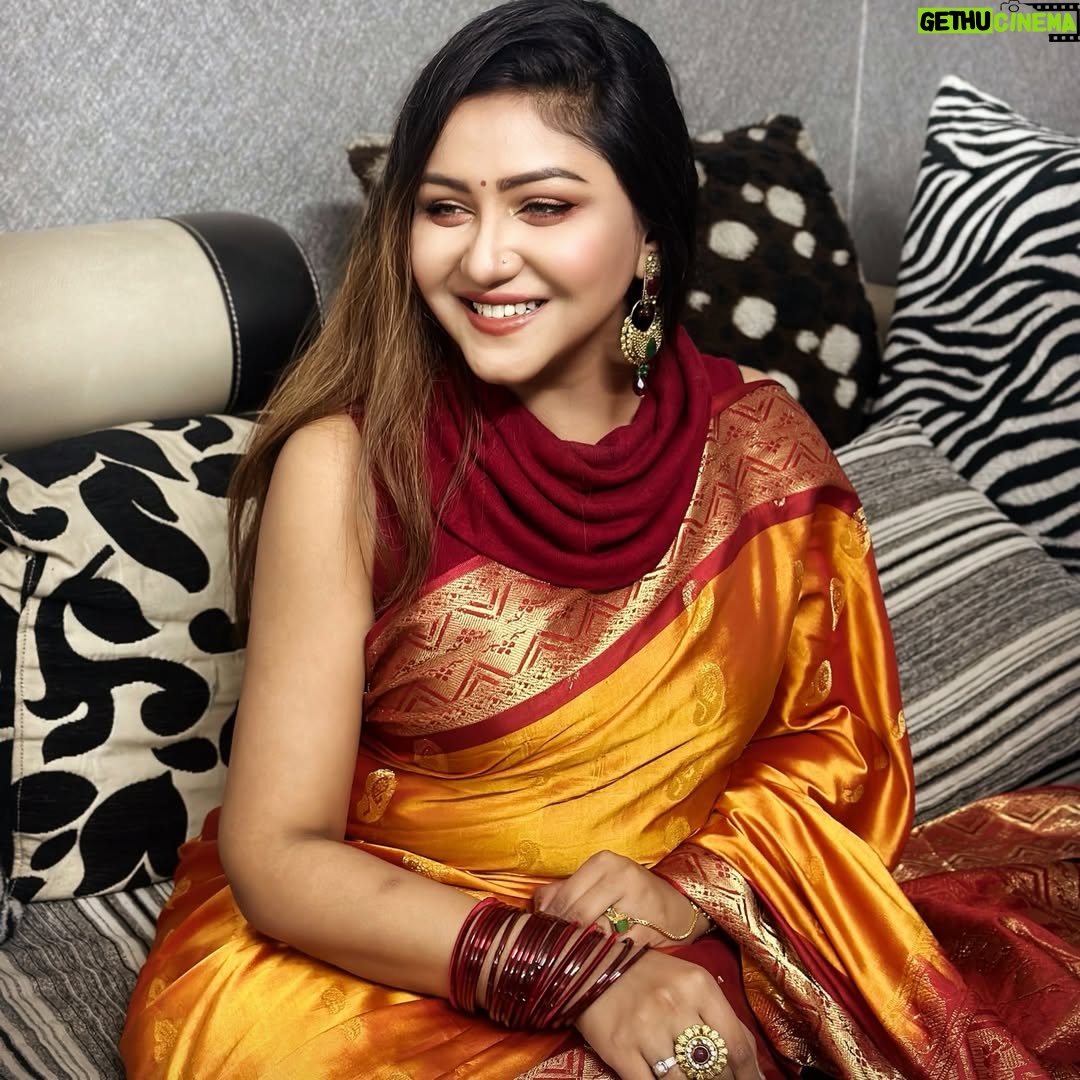 Nishat Priom - 1.4K Likes - ❤️💛 Take the time to enjoy the little things, for one day, you may look back and realize they were the big things.” 
— Robert Brault
#শাড়ি : আমার বড় আপুর শাড়ি ♥️🫰
#Nishat_Priom #selfloveisimportant