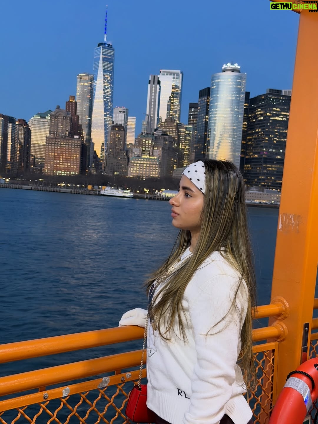 Nishika Lalwani - 1.1K Likes - welcome to new york🗽