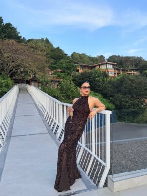 Nishtha Gandhi Instagram - Sunsets worth every penny you spent! 🌤️👒
Normalizing feeling this content every day in 2026 because my nervous system deserves it 💌♥️
.

.
.
.
.
#NewYear #traveldiaries #Phuket #datenightoutfit #beachesnresorts