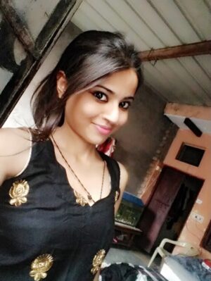 Nishu Tiwari Instagram - 2016 Wali Nishu 🤣😍
#2016