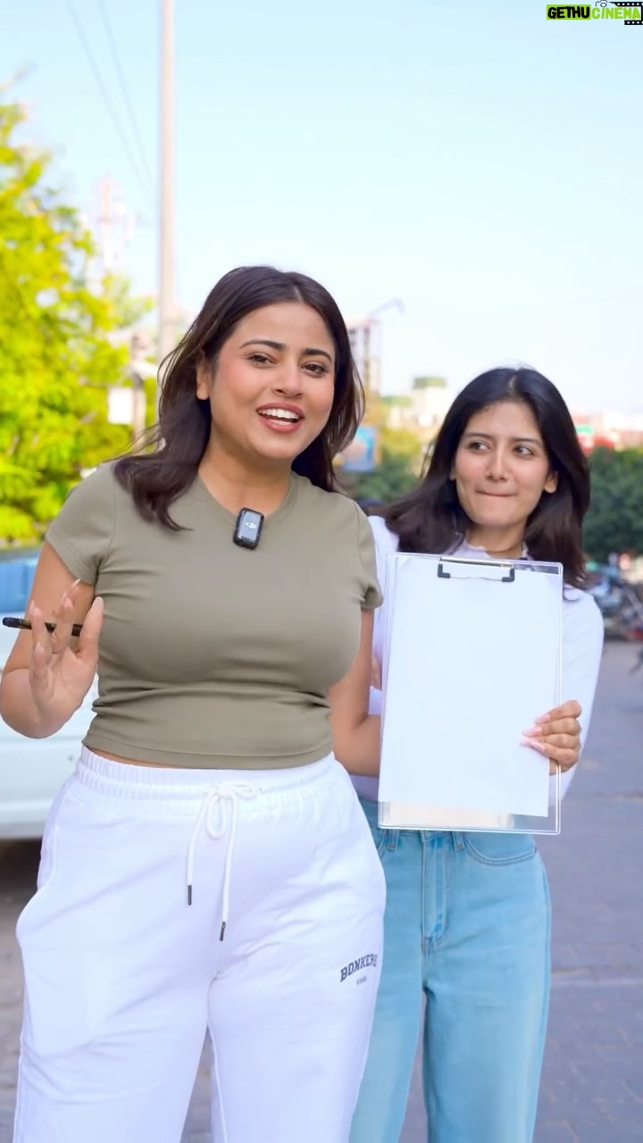 Nishu Tiwari - 563.3K Likes - When your personal genie gives you the best skincare hack.  #ad 
.
Get the Himalaya Vitamin C Serum now!

 #HimalayaVitaminCSerum #HimalayaFaceSerum #faceSerum
#Vitcserum
@himalaya_facecare