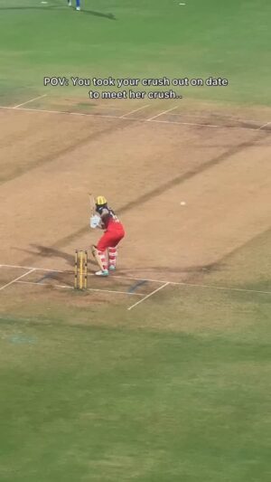 Nisman Parpia Instagram - Just 18no jersey paglu thingsā¤ļø
#smritimandhana #relatable #cricket