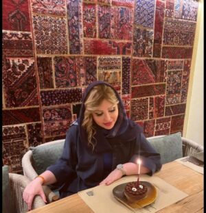 Niusha Zeighami Instagram - یک سال دیگه هم گذشت♥️