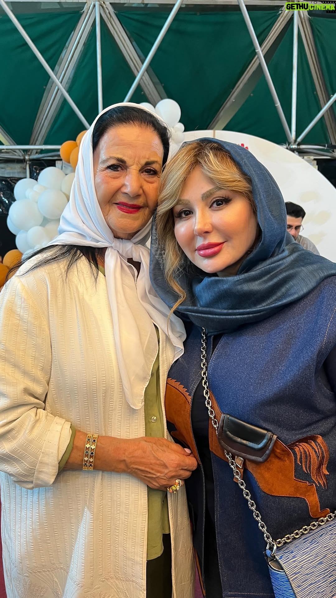 Niusha Zeighami - 7.9K Likes - ⁨	⁨	بازارچه خیریه خانه فرشتگان 
به همت سرکار خانوم پوری بنایی عزیز 
‪‪@pouribanayii‬‪@sona_samipoor‬or‬or 
ادرس بلوار ارتش خیابان اقدسیه کوچه باقر النمر. رستوران گیلانه⁩⁩