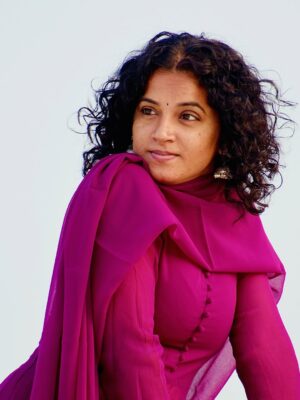 Nivedita Rajappan Instagram - Wrapped in joy, carried by the wind ✨
P.C : @gomz_shankar
#purple #wind #love #joy
