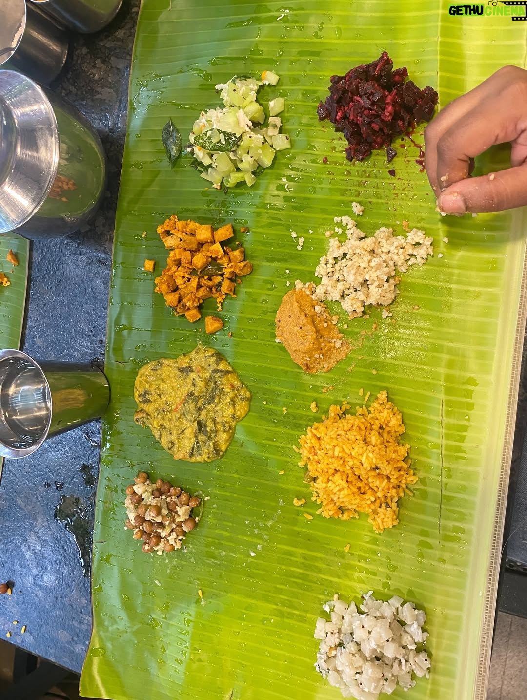 Nivedita Rajappan - 27K Likes - ✨ “Colors, traditions, and togetherness — that’s the magic of Onam 🌸🌿” ✨

Hridayam niranja onam ashamshagal..!!❤️

#onam #festival #traditional #colors #flowers