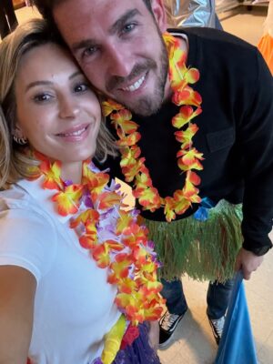 Noelia Marzol Instagram - 6 años amor…
decime si no la vivimos 🤣
pasó de todo, y todo fue cambiando, salvo una cosa. Somos equipo.

Te amo viejo. ❤️