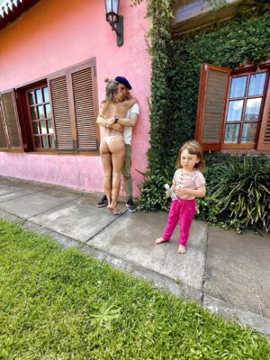 Noelia Marzol Instagram - Siempre es plan!
Descansando 🌾👩‍🌾🧑‍🌾