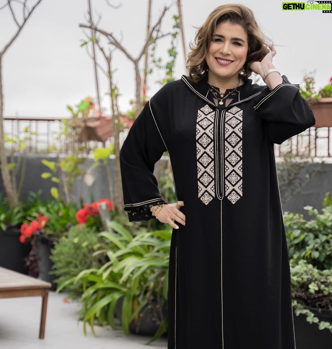 Nora Skalli - 23K Likes - تبارك الله على المرأة المغربية المبدعة ، شكراا لالة مونية على اهتمامك باطلالاتي  في المسلسل الجديد بغيت حياتك ودور سهام باحلى جلالب مغربية بلمسة فنية @mouniabenhida  #tvshow #morocco🇲🇦 #artwork #احبكم_متابعيني ♥️♥️♥️