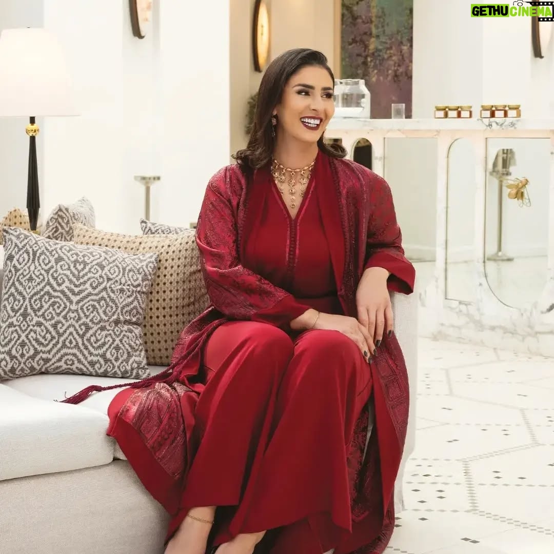Nora Skalli - 36.3K Likes - نجمات «دار النسا» فن ورسائل..

اجتمعت بطلات مسلسل «دار النسا» : نورا الصقلي، مريم الزعيمي وفاطمة الزهراء قنبوع، ليحكين قصة الشخصيات التي يقدمن .. بروفايلات لنساء يتسلحن بالقوة والأمل والتضامن لمقاومة قساوة الحياة.