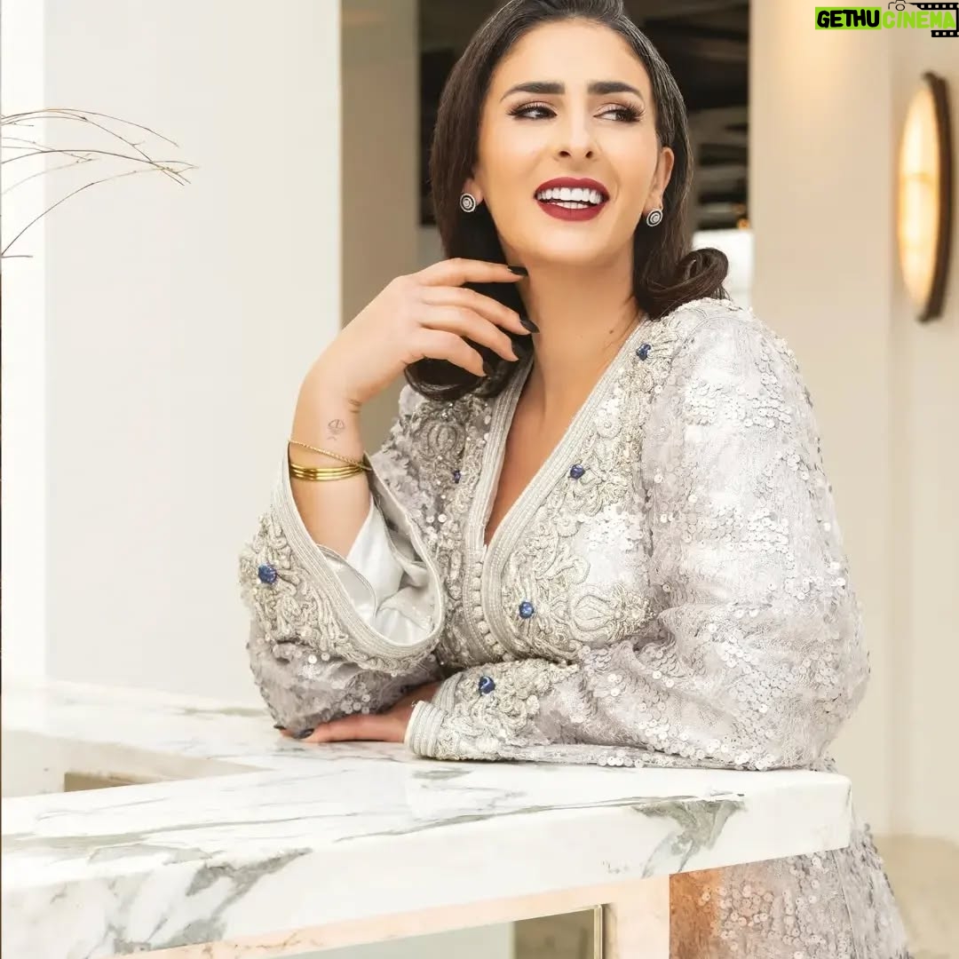 Nora Skalli - 36.3K Likes - نجمات «دار النسا» فن ورسائل..

اجتمعت بطلات مسلسل «دار النسا» : نورا الصقلي، مريم الزعيمي وفاطمة الزهراء قنبوع، ليحكين قصة الشخصيات التي يقدمن .. بروفايلات لنساء يتسلحن بالقوة والأمل والتضامن لمقاومة قساوة الحياة.