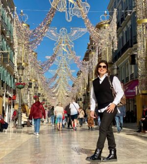 Nora Skalli Instagram - سلام ومحبة . Hola desde Málaga ♥️♥️🌹🌹♥️🌹. #traveling #andalucia #art #morocco🇲🇦 #actrices #actriz #tvshows #🇲🇦🇲🇦🇲🇦🇲🇦🇲🇦🇲🇦🇲🇦🇲🇦🇲🇦🇲🇦🇲🇦🇲🇦🇲🇦🇲🇦🇲🇦 #احبكم_متابعيني ♥️♥️♥️