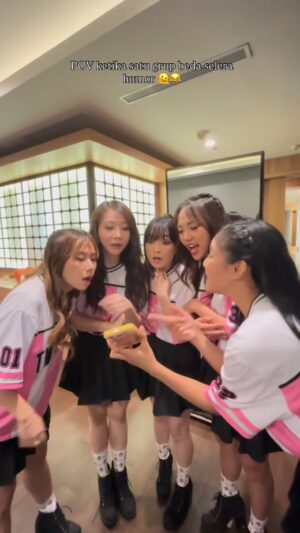 Novi Herlina Instagram - Padahal lucu bgt loh 😂😂😂 #komedi #chibichibi