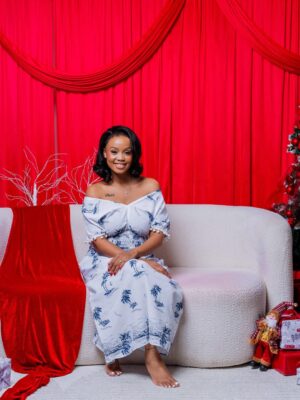 Ntando Duma Instagram - A very Merry Ramsmas from us, to you and yours ❤️🎄
thank you @magsed_studios for the beautiful space and @geffphotography for capturing such beautiful moments