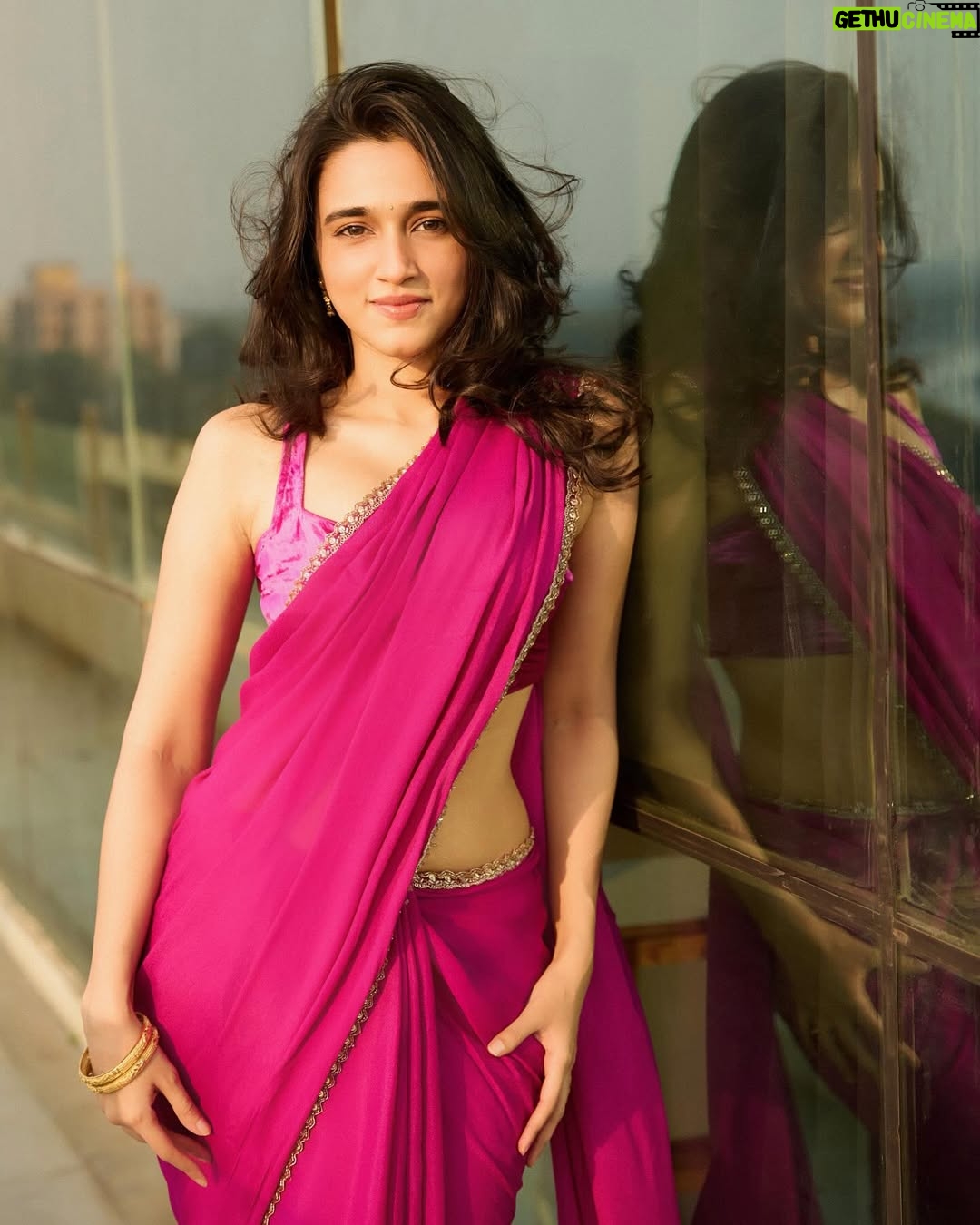 Nuveksha - 65.3K Likes - 💞🎵🫶🏻