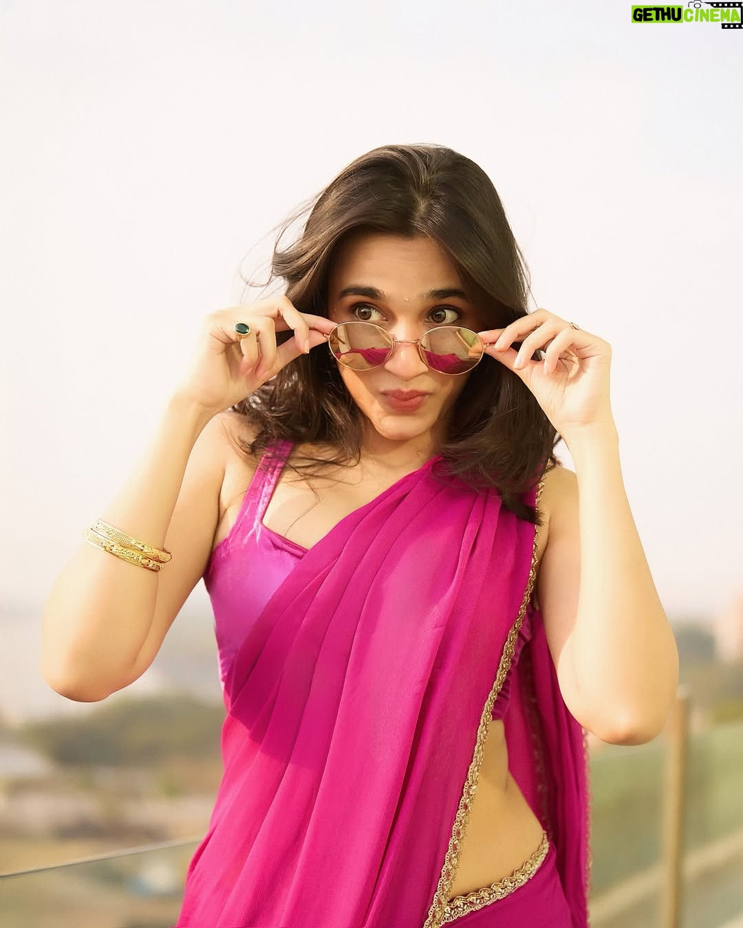 Nuveksha - 50.1K Likes - 🩷🩷🩷

@styled_by_arundev @gohil_jeet