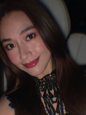 Nwe Darli Tun Instagram - Something different about you