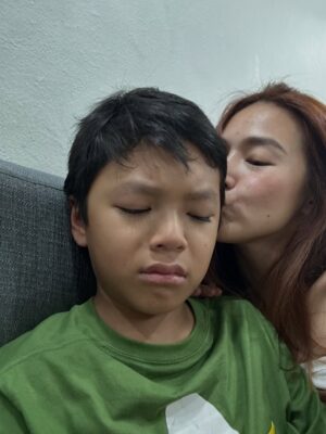 Nwe Darli Tun Instagram - Something different about you