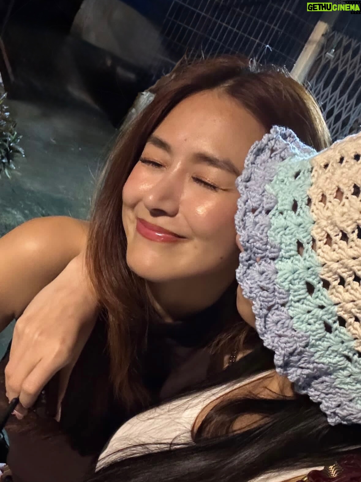 Nwe Darli Tun - 1.8K Likes - Something different about you