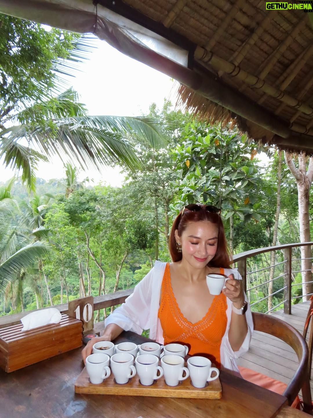 Nwe Darli Tun - 3.4K Likes - We always lose connection…